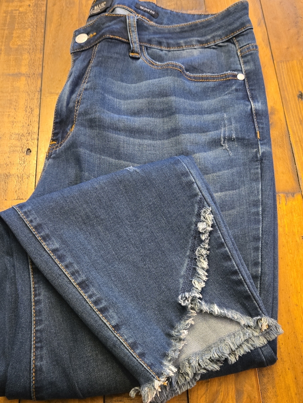 Judy Blue Dark Blue Tulip Hem Ankle Jeans